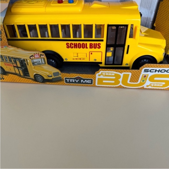 Source Unknown Rugged Racers School Bus Toy - Picture 2 of 3